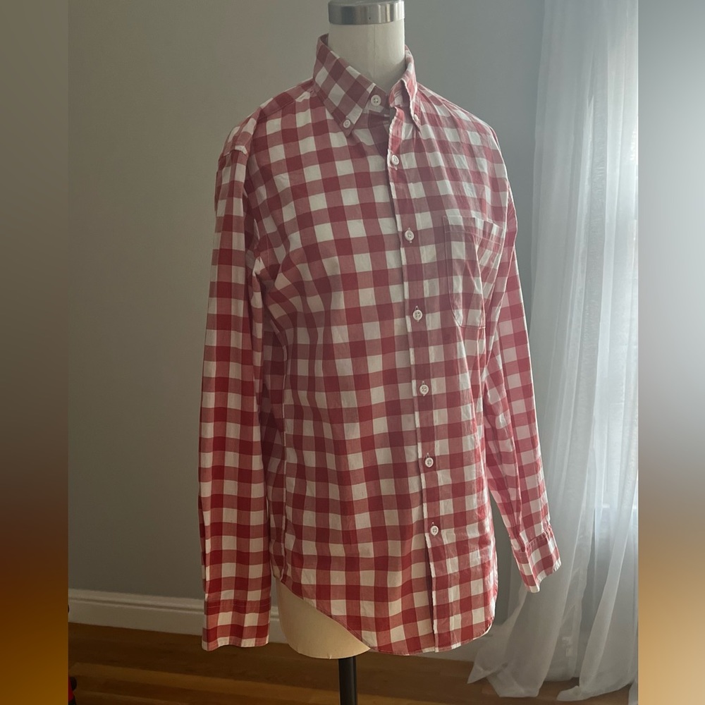 J Crew men’s red and white checkered button down shirt